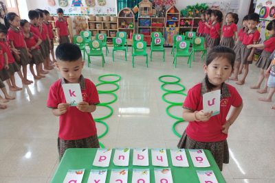 TRÒ CHƠI CÙNG CHỮ CÁI – HÀNH TRÌNH BƯỚC VÀO LỚP 1